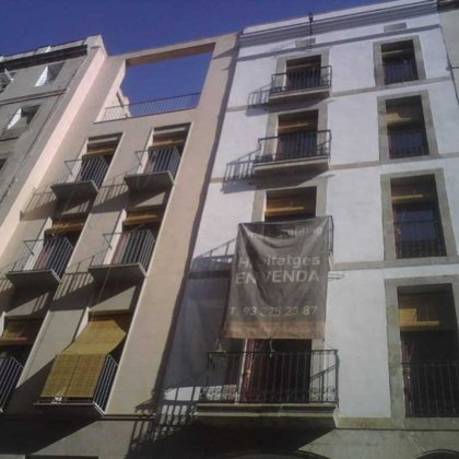 CARRER ROBADORS